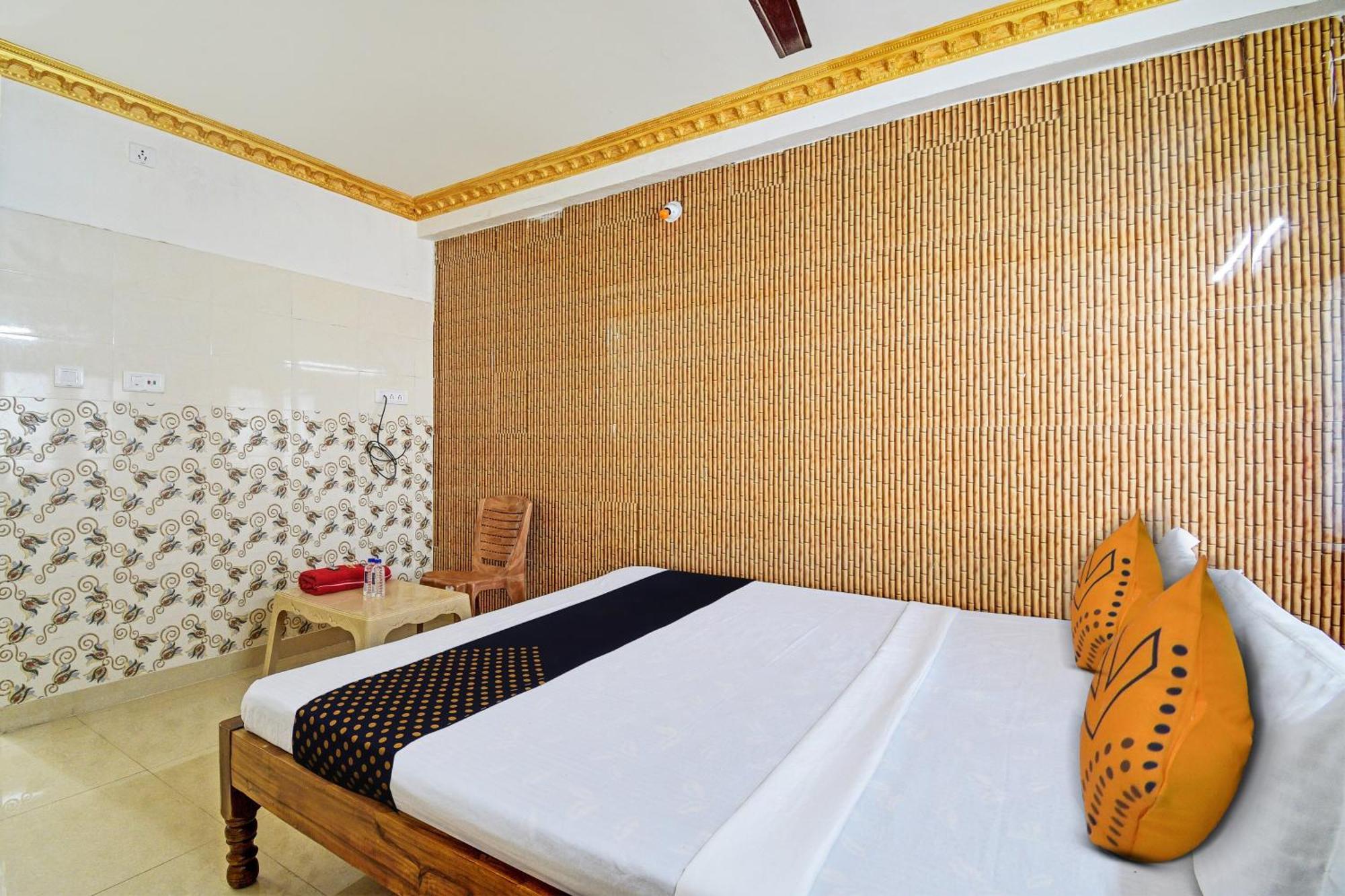 Hotel O Sri Ram Guest House Puri Esterno foto